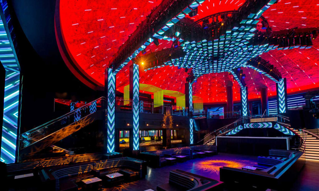 Club Space Miami - Bottle Service and VIP Table Booking